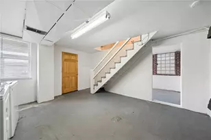 519 Washington St, Mt Pleasant Boro, PA 15666 - Photo 20