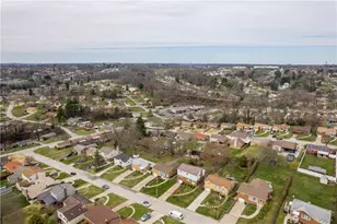 658 Elaine Dr, Pittsburgh, PA 15236 - Photo 16