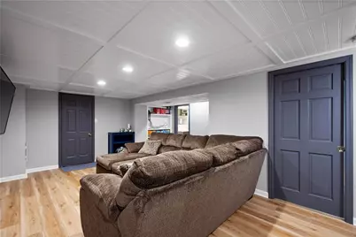 658 Elaine Drive, Pittsburgh, PA 15236 - Photo 26