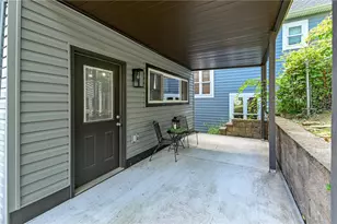 446 Wyola, Pittsburgh, PA 15211 - Photo 30