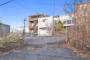 1902 Brownsville Rd, Pittsburgh, PA 15210 - Photo 26