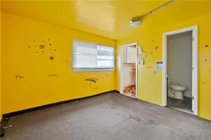 1902 Brownsville Rd, Pittsburgh, PA 15210 - Photo 20