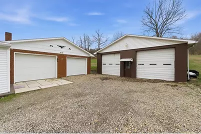 1644 Strangford Rd, Burrel-Blacklick, PA 15717 - Photo 4