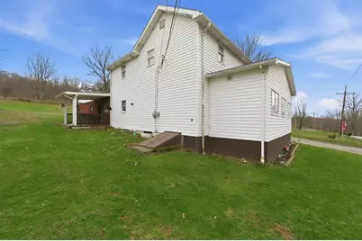 1644 Strangford Rd, Burrel-Blacklick, PA 15717 - Photo 6