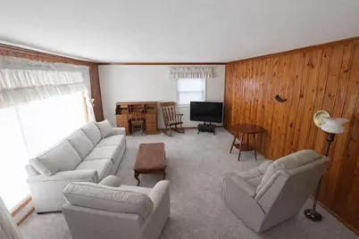 817 Third Avenue, Hyde Park, PA 15641 - Photo 2