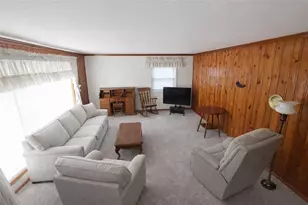 817 Third Ave, Hyde Park, PA 15641 - Photo 2