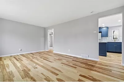 260 Mohawk Dr, Elizabeth Twp/Boro, PA 15135 - Photo 12