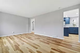 260 Mohawk Dr, Elizabeth Twp/Boro, PA 15135 - Photo 12