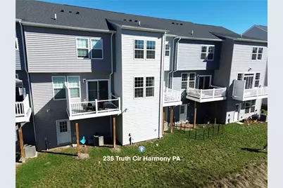 235 Truth Cir, Jackson Township, PA 16037 - Photo 4