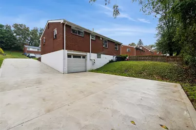 723 Heartwood Dr, Monroeville, PA 15146 - Photo 24