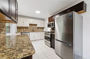 723 Heartwood Dr, Monroeville, PA 15146 - Photo 8