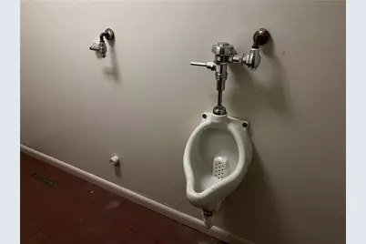 65 Broadway Ave, Wheatland, PA 16161 - Photo 16