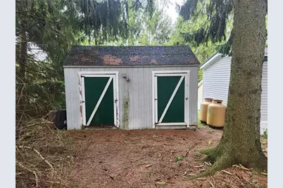 209 Baxter Lane, Center Township, PA 16001 - Photo 8