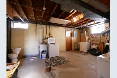 2046 Pioneer Ave, Pittsburgh, PA 15226 - Photo 14