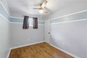 1649 Pembroke Dr, Scott Township, PA 15243 - Photo 18