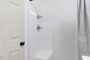 1649 Pembroke Dr, Scott Township, PA 15243 - Photo 32