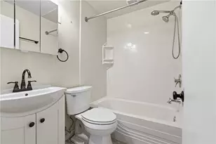 1649 Pembroke Dr, Scott Township, PA 15243 - Photo 24