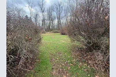 270 Broadlawn Dr, Elizabeth Twp/Boro, PA 15037 - Photo 10