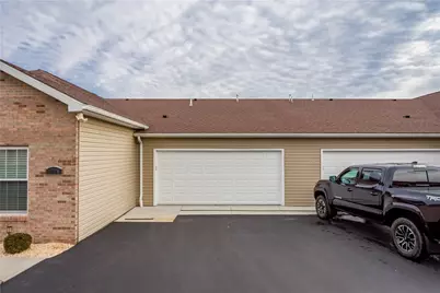 1704 Seminole Circle, Chippewa Township, PA 15010 - Photo 4