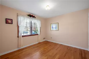 2611 Autumnwood Dr, Pittsburgh, PA 15116 - Photo 16