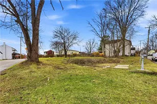 811 Wall St, North Fayette, PA 15057 - Photo 2