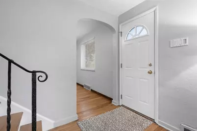 711 Gaywood Dr, Blackridge, PA 15235 - Photo 2