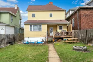 407 E Green St, Connellsville, PA 15425 - Photo 2