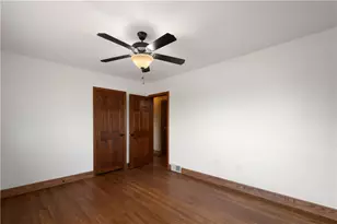 330 Center Grange Rd, Center Township, PA 15061 - Photo 14