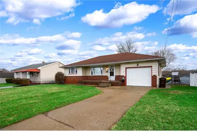 695 Crowder Ave, Sharon, PA 16146 - Photo 2