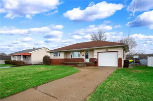 695 Crowder Ave, Sharon, PA 16146 - Photo 2