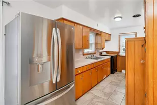 695 Crowder Ave, Sharon, PA 16146 - Photo 16