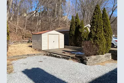 542 Maytide St, Pittsburgh, PA 15227 - Photo 6