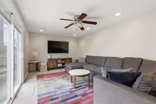 341 Carmell Dr, Pittsburgh, PA 15241 - Photo 14