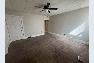 602 E 17th Ave, Munhall, PA 15120 - Photo 14