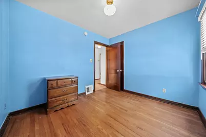 115 Frankfort Ave, Pittsburgh, PA 15229 - Photo 10