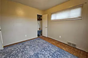 227 Thornwood Dr, Canonsburg, PA 15317 - Photo 12