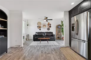 2026 Oriole Dr, Hopewell Township, PA 15001 - Photo 10