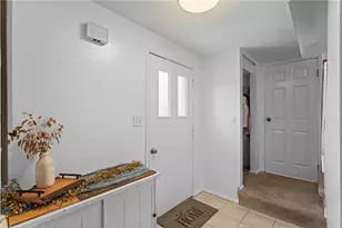 133 Topaz Dr, Verona, PA 15147 - Photo 4