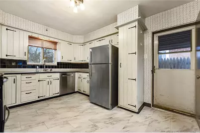 1242 S Negley Ave, Pittsburgh, PA 15217 - Photo 16