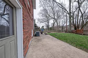 4798 Oakridge Dr, Pittsburgh, PA 15227 - Photo 26