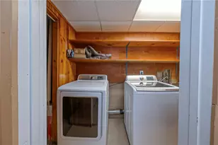 4798 Oakridge Dr, Pittsburgh, PA 15227 - Photo 22