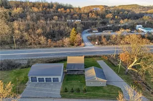 168 Old Rte 422, West Franklin, PA 16262 - Photo 1