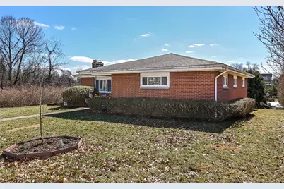 301 W 12th St, Donora, PA 15033 - Photo 2