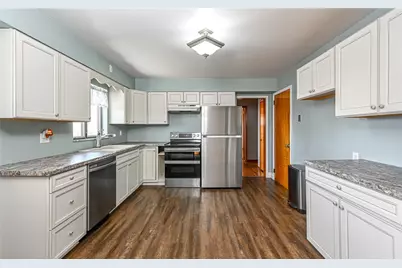 301 W 12th St, Donora, PA 15033 - Photo 8