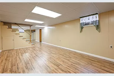 301 W 12th St, Donora, PA 15033 - Photo 26