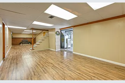 301 W 12th St, Donora, PA 15033 - Photo 22