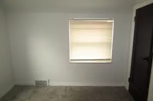 1414 Avon Pl, Blackridge, PA 15221 - Photo 18