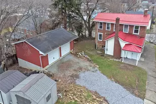 323 1st St, Apollo Boro, PA 15613 - Photo 2