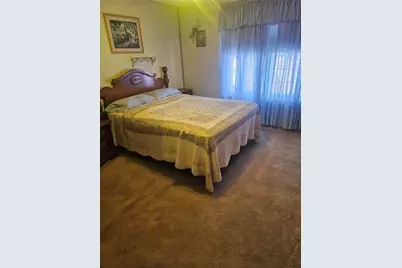 1031 McKean Ave, Donora, PA 15033 - Photo 8