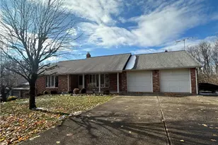 134 Shanor Heights, Center Township, PA 16001 - Photo 2